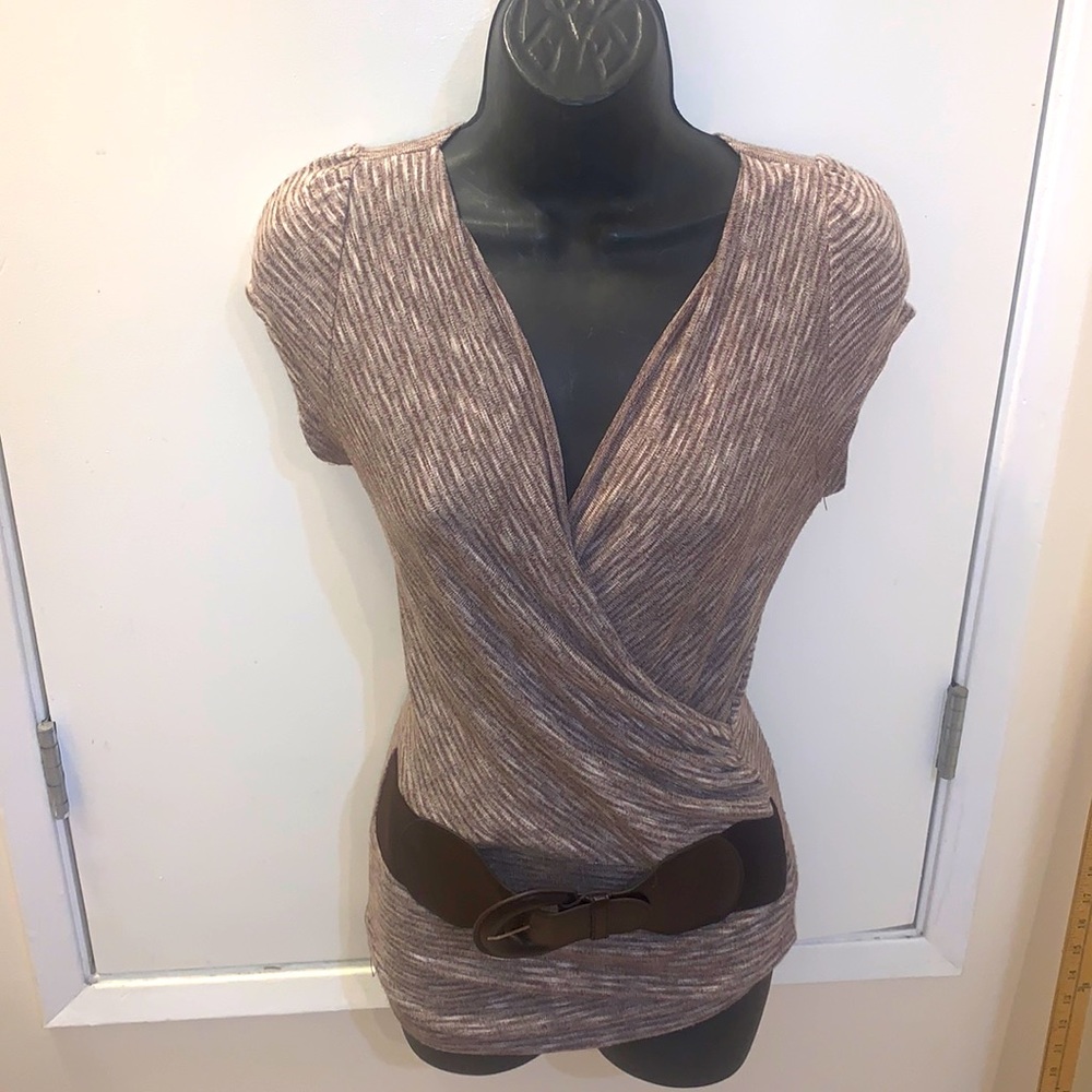 - Rennes Vintage Y2K style brown top w belt M